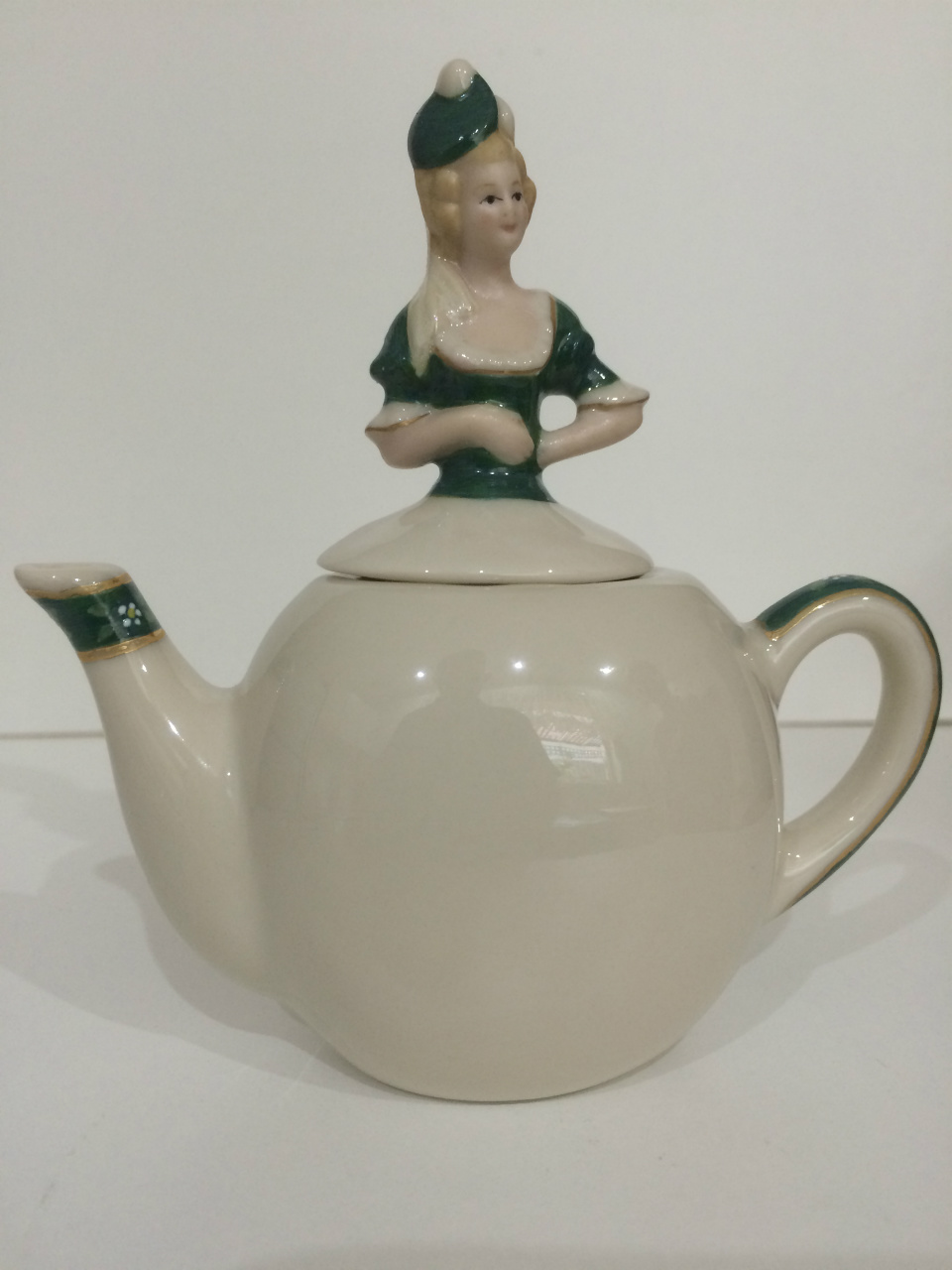 SYLVIA  ON SMALL TEAPOT