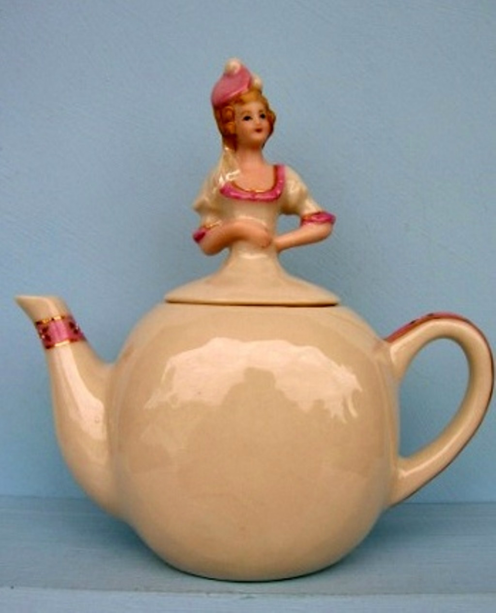 SYLVIA ON SMALL TEAPOT
