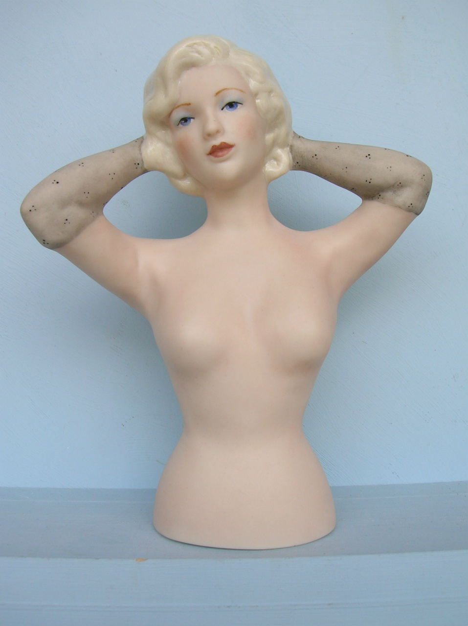 MARYLIN M