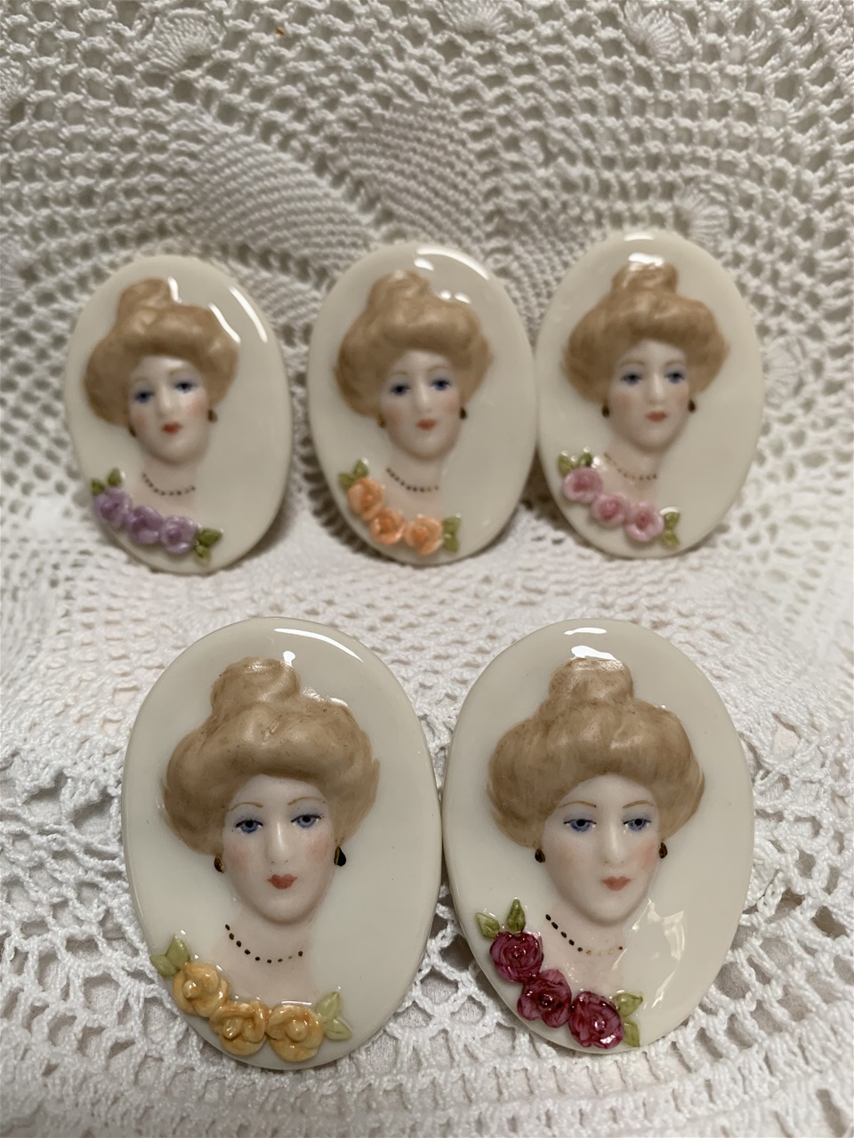 FACES